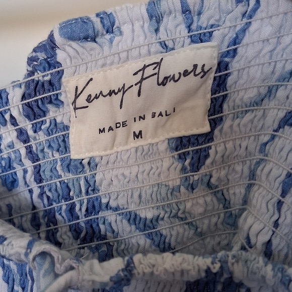 Kenny Flowers Halter Maxi in Blue and White Floral - Picture 4 of 5